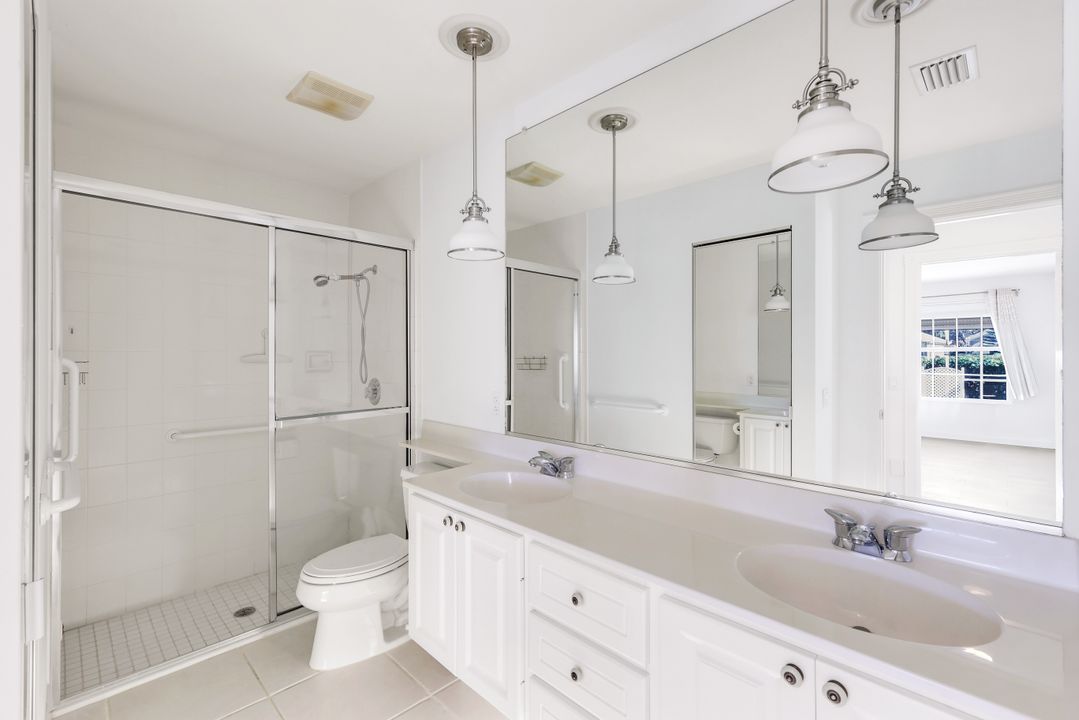 3025 Futuna Ln, Naples, FL 34119