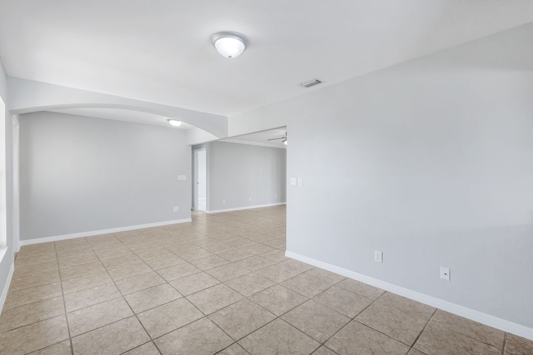 9840 Owlclover St, Fort Myers, FL 33919