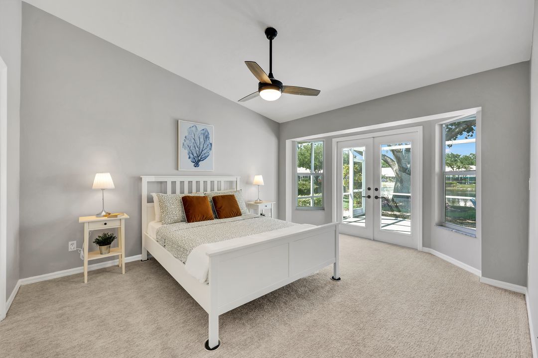 661 Captn Kate Ct, Naples, FL 34110