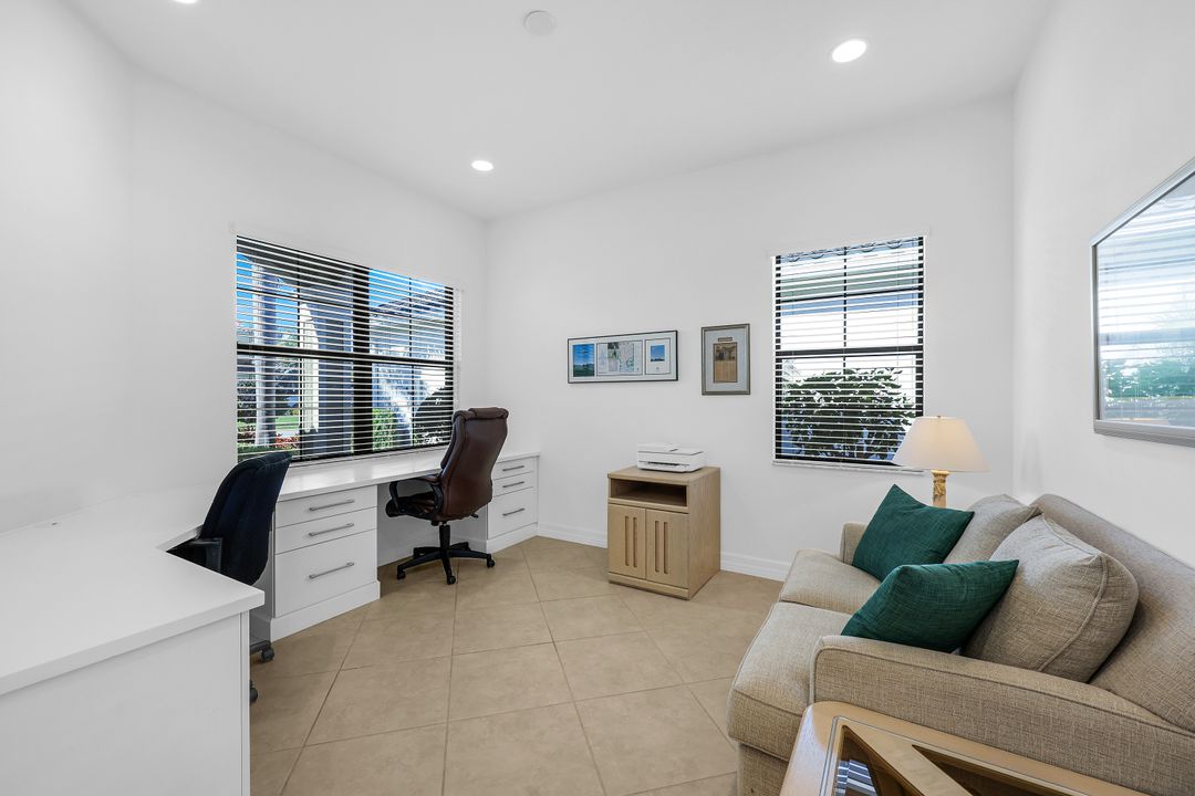 4019 Aspen Chase Dr, Naples, FL 34119