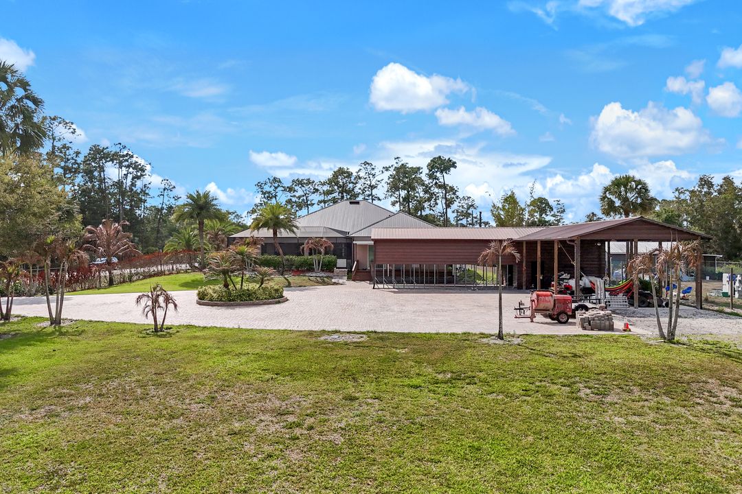 3223 4th Ave NE, Naples, FL 34120