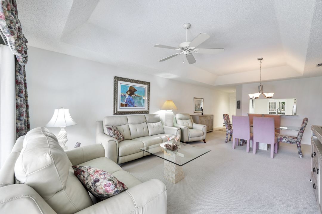 648 Mardel Ct #704, Naples, FL 34104