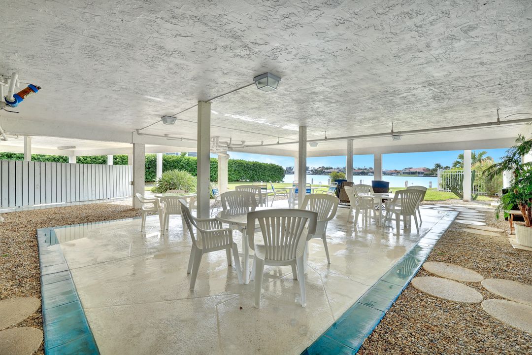 710 W Elkcam Cir #204, Marco Island, FL 34145