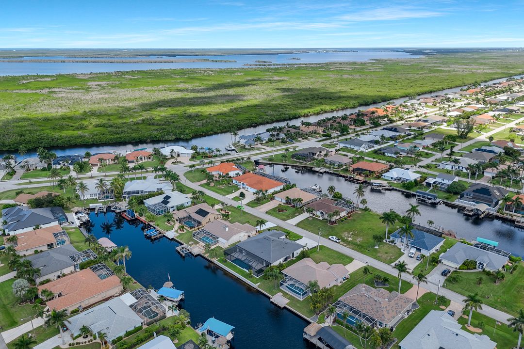 2826 SW 37th Terrace, Cape Coral, FL 33914