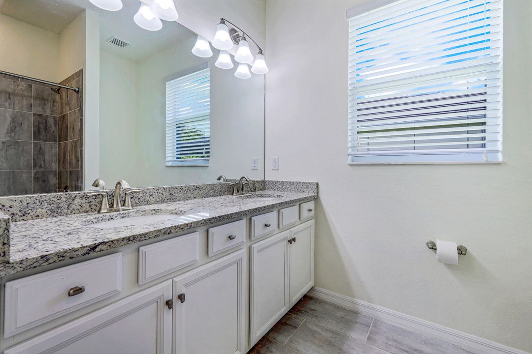 16490 Bonita Landing Cir, Bonita Springs, FL 34135