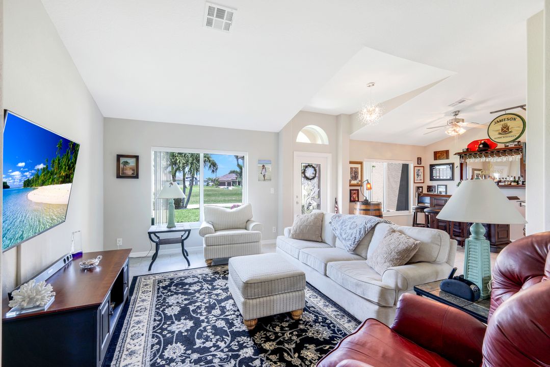 2847 NW 46th Pl, Cape Coral, FL 33993