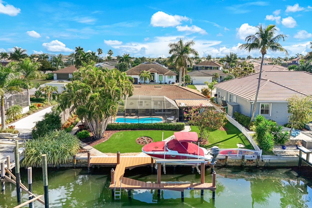 20 Hickory Ct, Marco Island, FL 34145