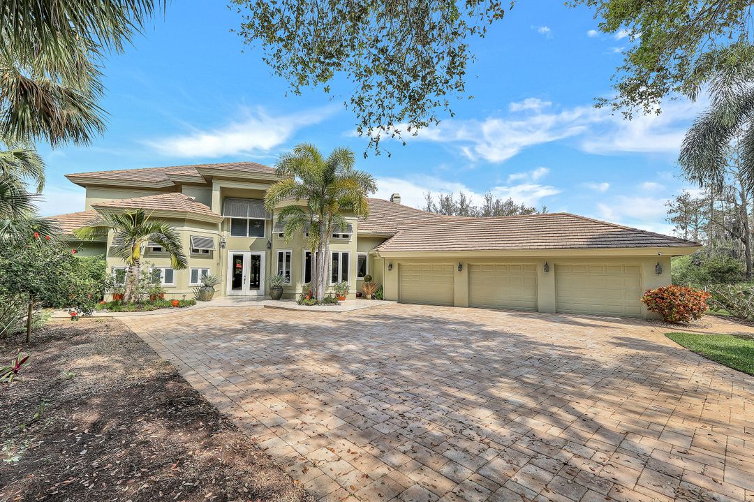 25011 Pennyroyal Dr, Bonita Springs, FL 34134