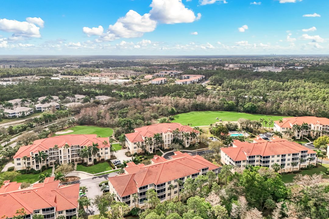 4843 Hampshire Ct #105, Naples, FL 34112