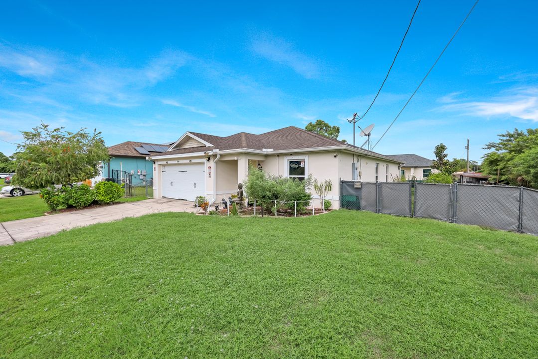 749 Chemstrand St E, Lehigh Acres, FL 33974