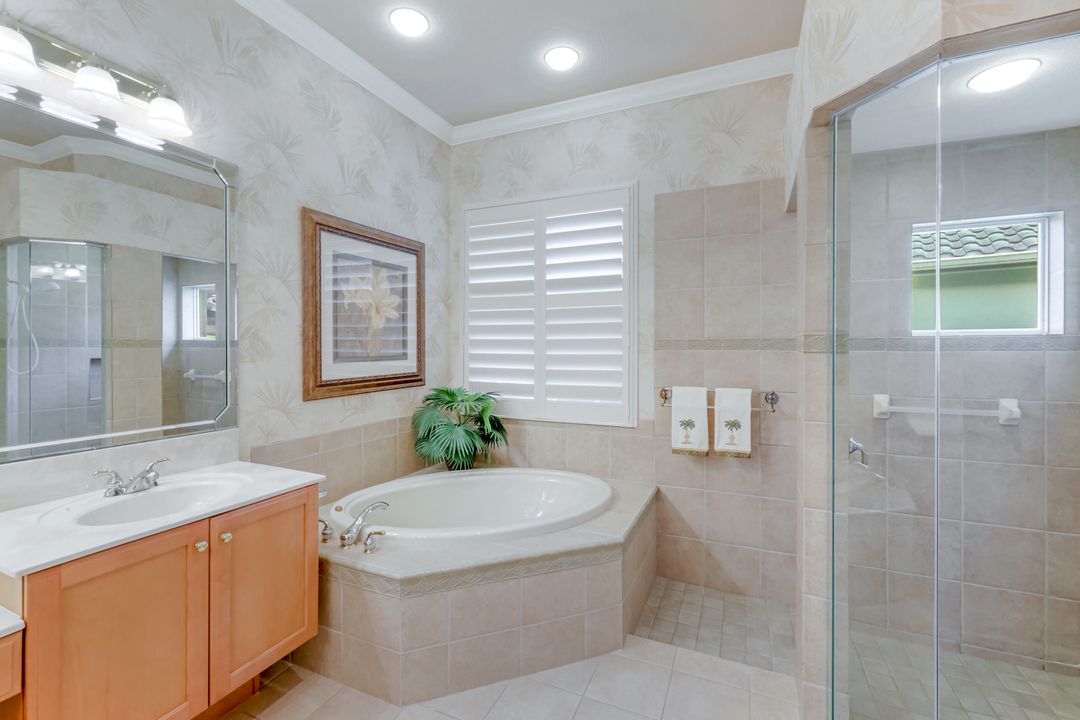 9085 Windswept Dr, Estero, FL 34135