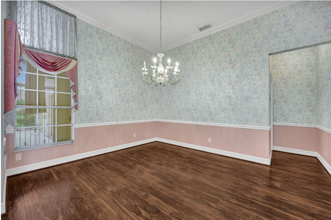 440 Henley Dr, Naples, FL 34104