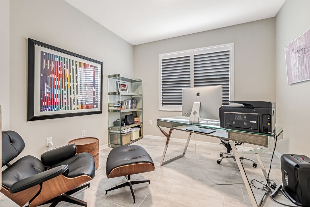 1603 Santiago Cir, Naples, FL 34113