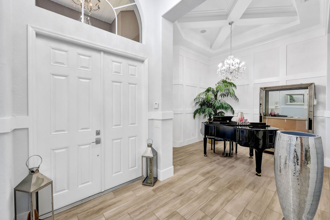 8910 Paseo De Valencia St, Fort Myers, FL 33908