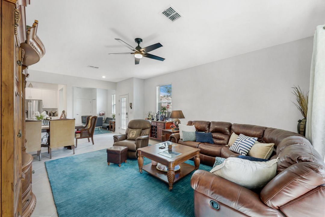 2942 Citrus St, Naples, FL 34120