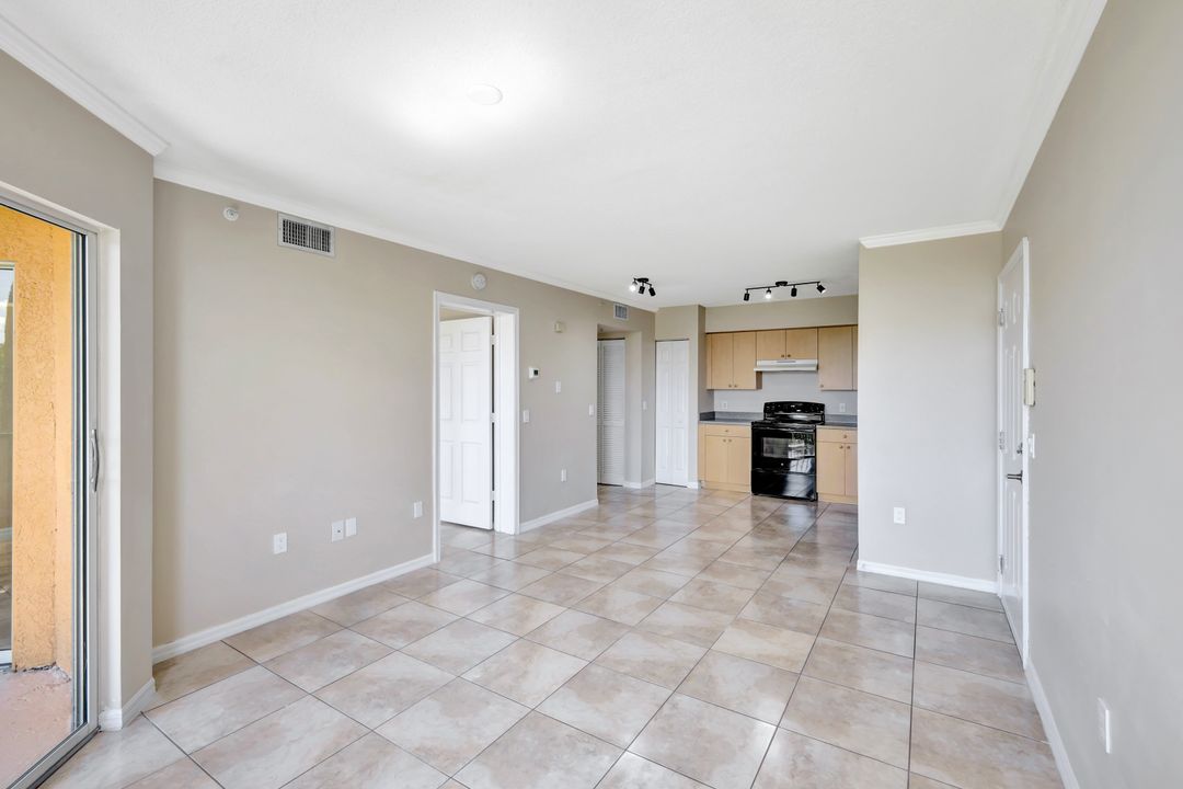 8675 River Homes Lane #4-206, Bonita Springs, FL 34135