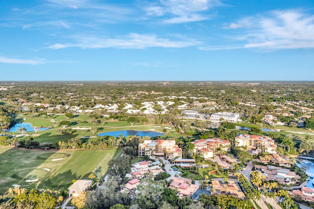 6820 Pelican Bay Blvd #133, Naples, FL 34108