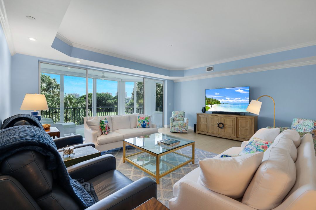 8440 Abbington Cir #D25, Naples, FL 34108