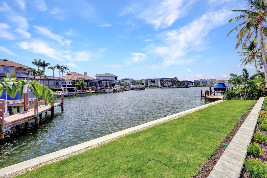 825 Swan Dr, Marco Island, FL 34145