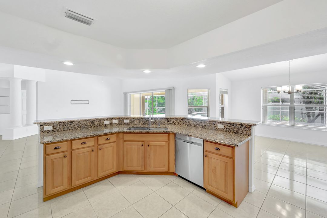 4327 SW 19th Ave, Cape Coral, FL 33914