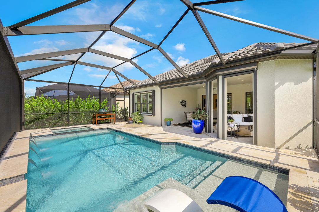 8880 Scarlotti Pl, Naples, FL 34119