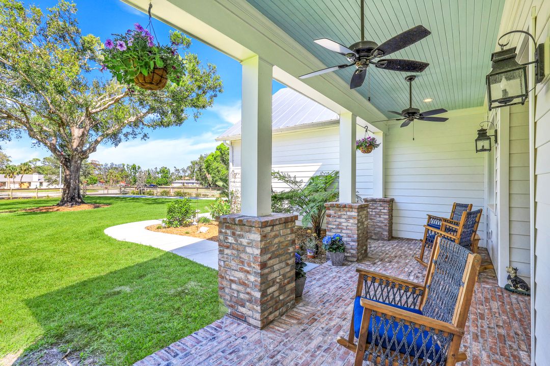 15991 Triple Crown Ct, Fort Myers, FL 33912