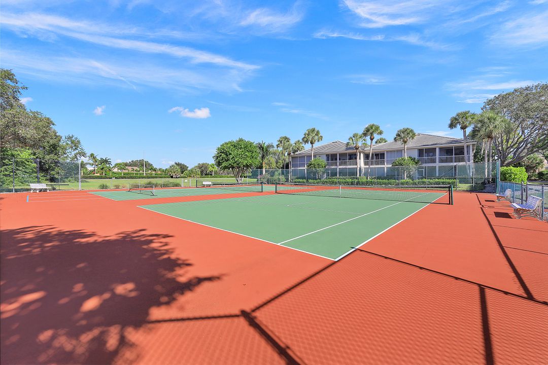 8200 Twelve Oaks Cir #412, Naples, FL 34113