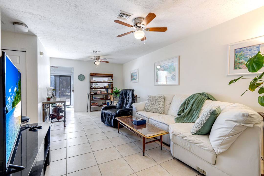 1410 SE 8th Ave, Cape Coral, FL 33990