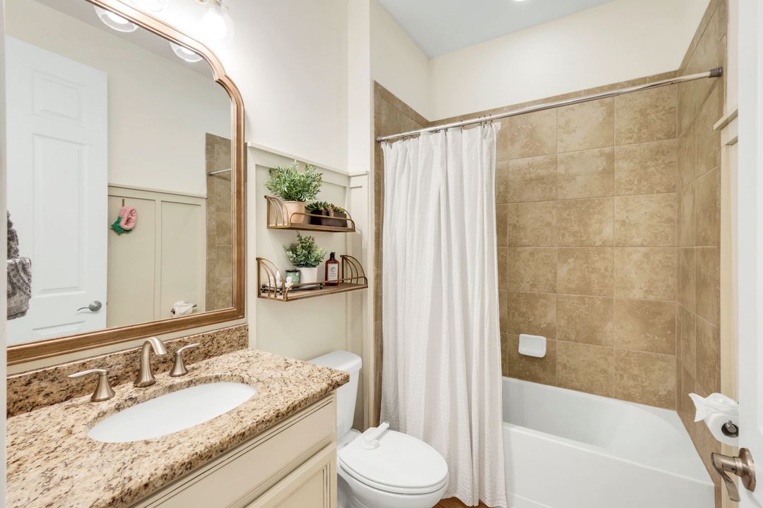 16357 Aberdeen Wy, Naples, FL 34110