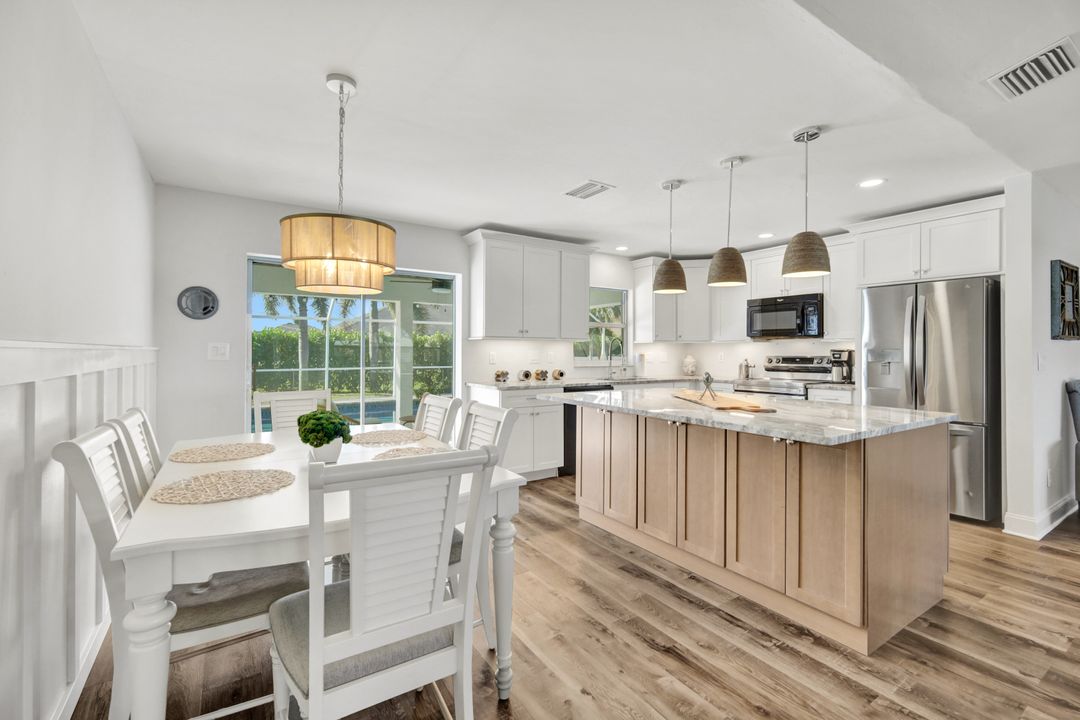 2720 SW 32nd St, Cape Coral, FL 33914