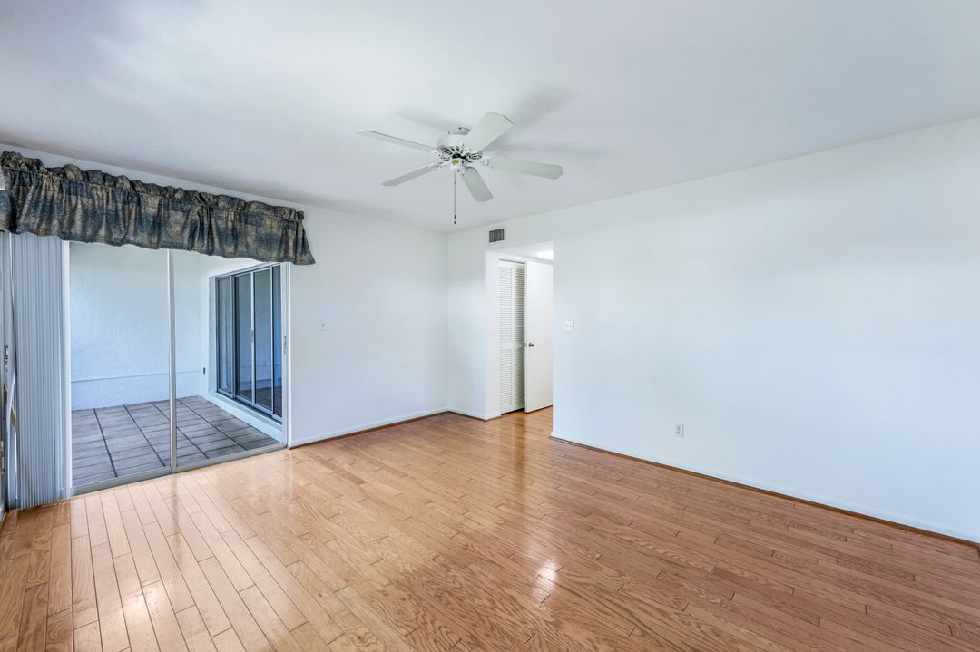 1530 Imperial Golf Course Blvd #312, Naples, FL 34110