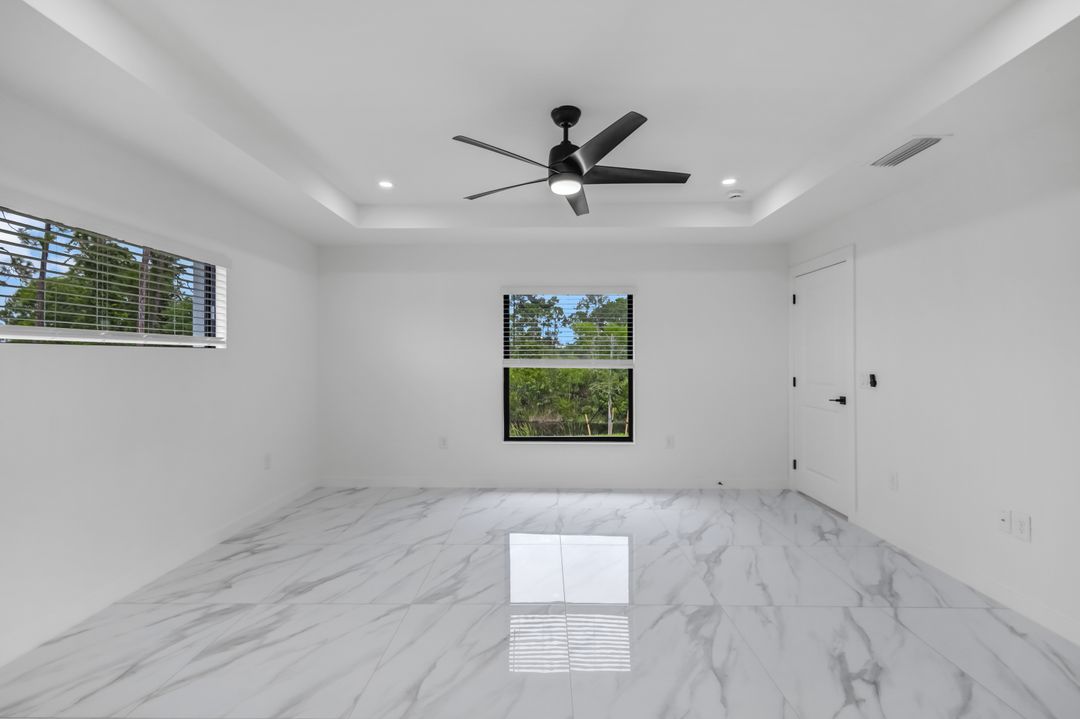 523 Wilmington Pkwy, Cape Coral, FL 33993