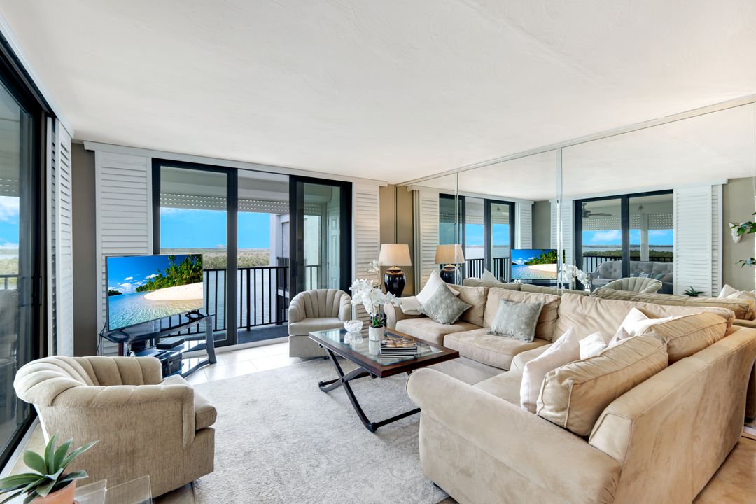 4253 Bay Beach Ln #7A, Fort Myers Beach, FL 33931