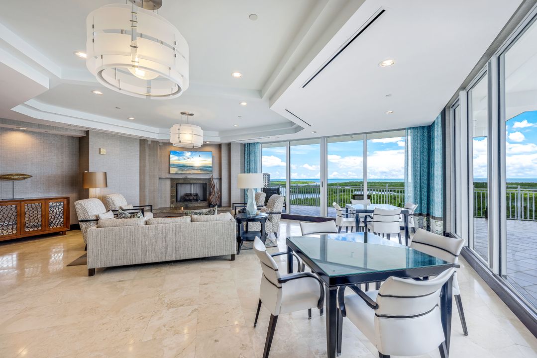 13665 Vanderbilt Dr  #501, Naples, FL 34110