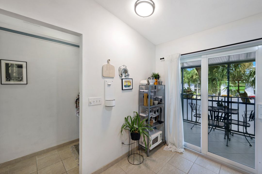 4038 Northlight Dr #1506, Naples, FL 34112