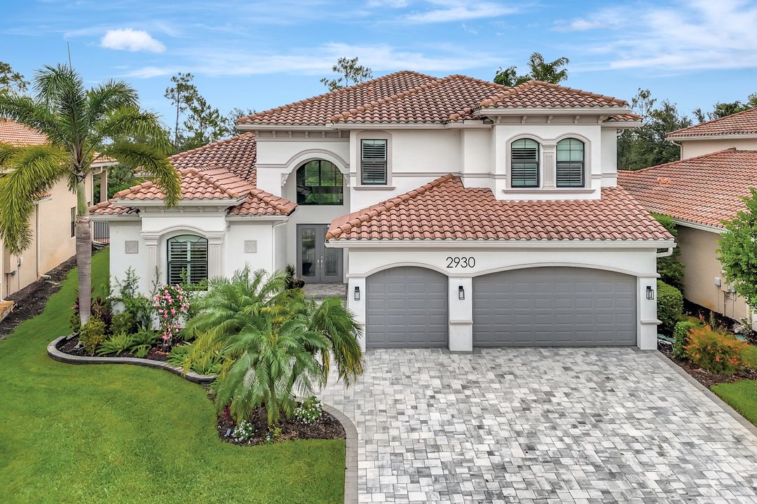 2930 Cinnamon Bay Cir, Naples, FL 34119