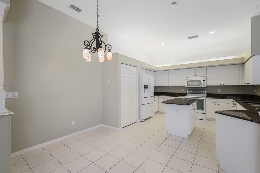 10221 Cape Roman Rd #102, Bonita Springs, FL 34135