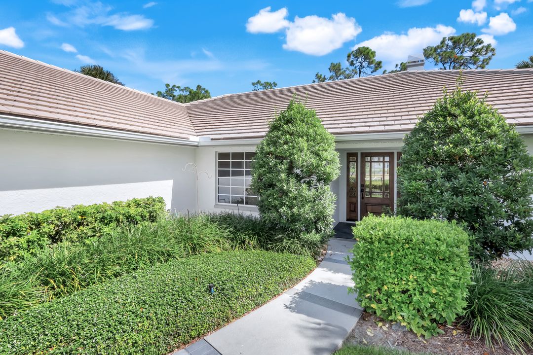 12888 Valewood Dr, Naples, FL 34119