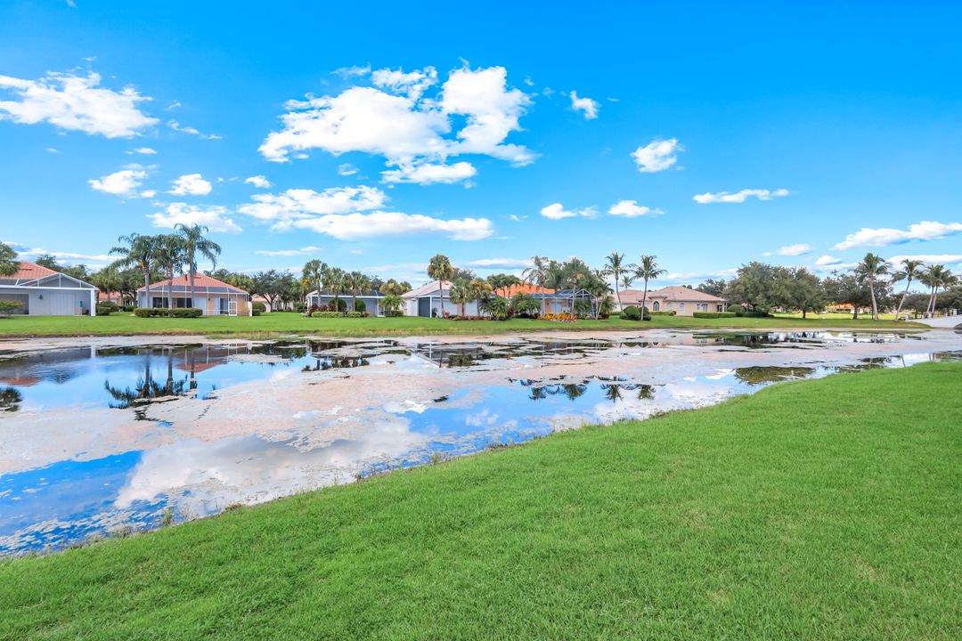 3093 Futuna Ln, Naples, FL 34119