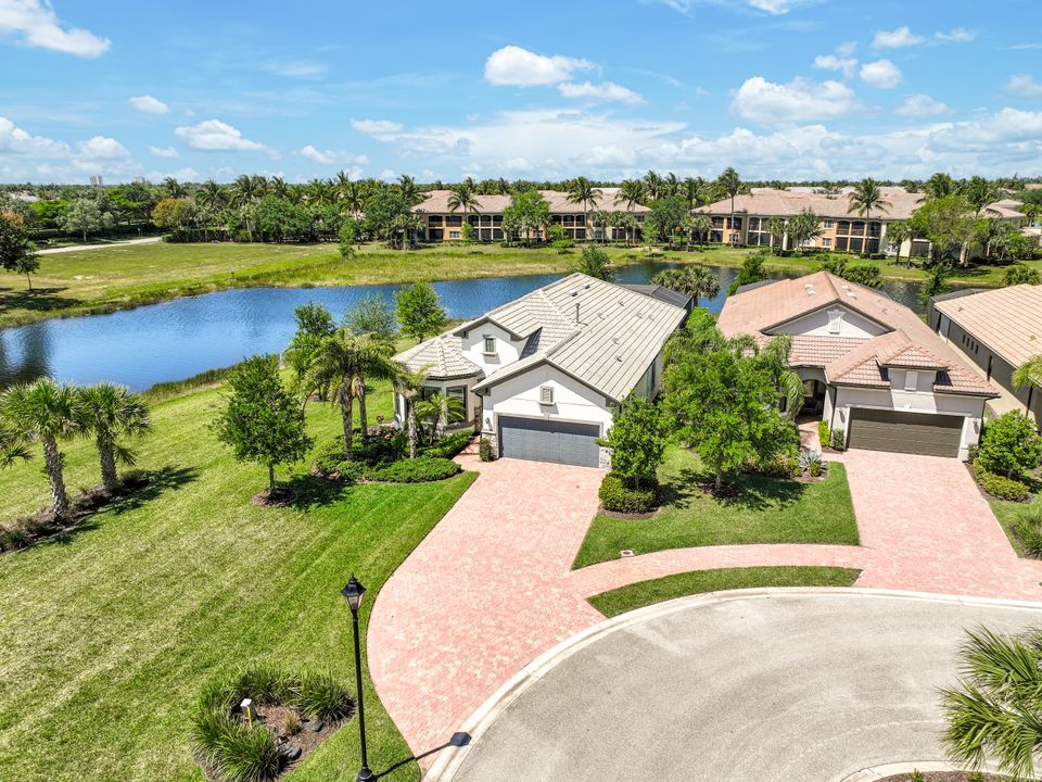 2717 Amaranda Ct, Naples, FL 34114