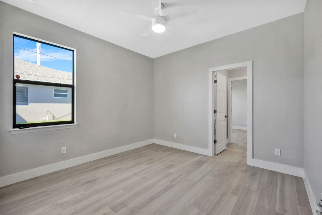 1918 SW 30th St, Cape Coral, FL 33914