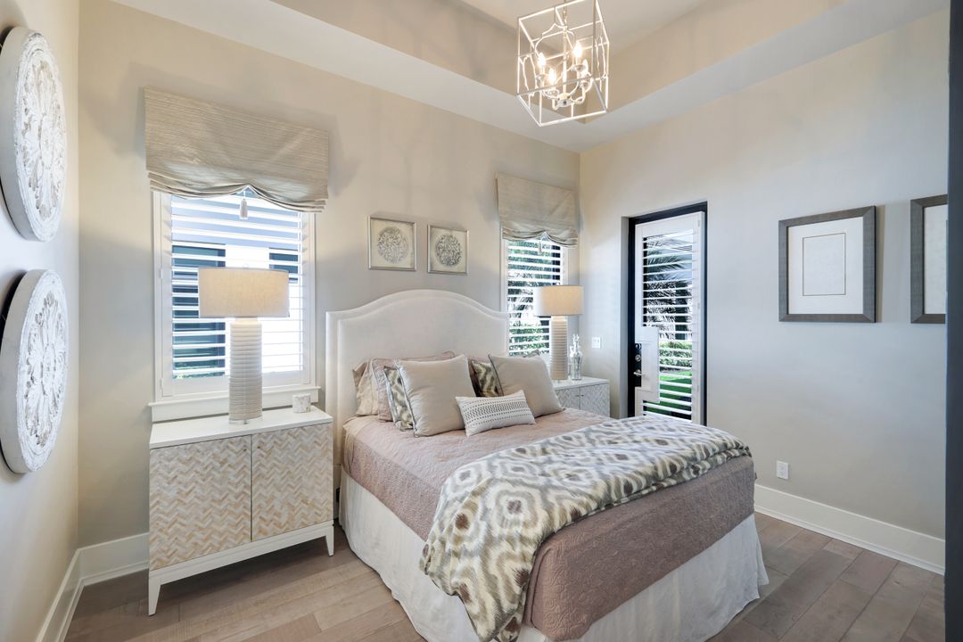 16816 Brightling Way, Naples, FL 34110