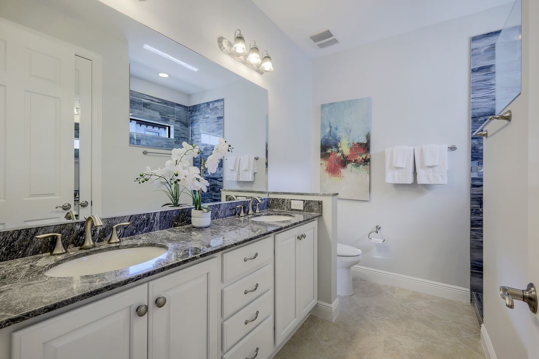 4730 Colony Villas Dr #802, Bonita Springs, FL 34134