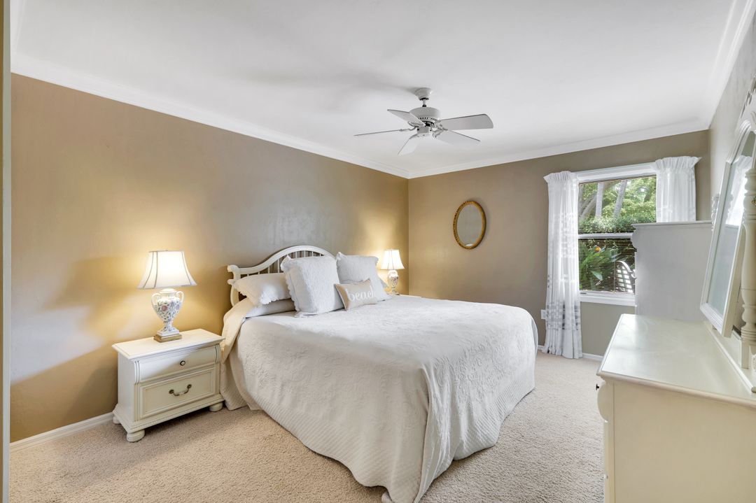6619 Trident Way, Naples, FL 34108