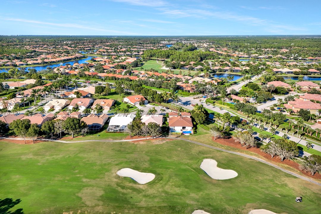 6679 Castlelawn Pl, Naples, FL 34113