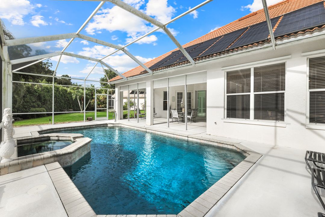 12820 Silverthorn Ct, Bonita Springs, FL 34135