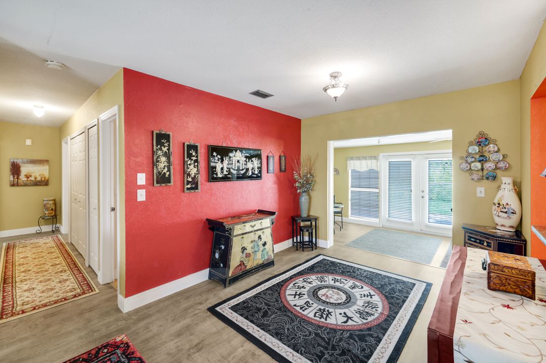 954 Jolly Rd, North Fort Myers, FL 33903