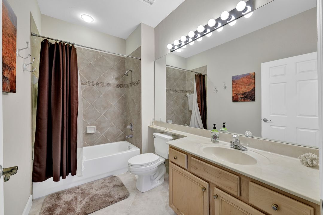 9131 Southmont Cove  #302, Fort Myers, FL 33908