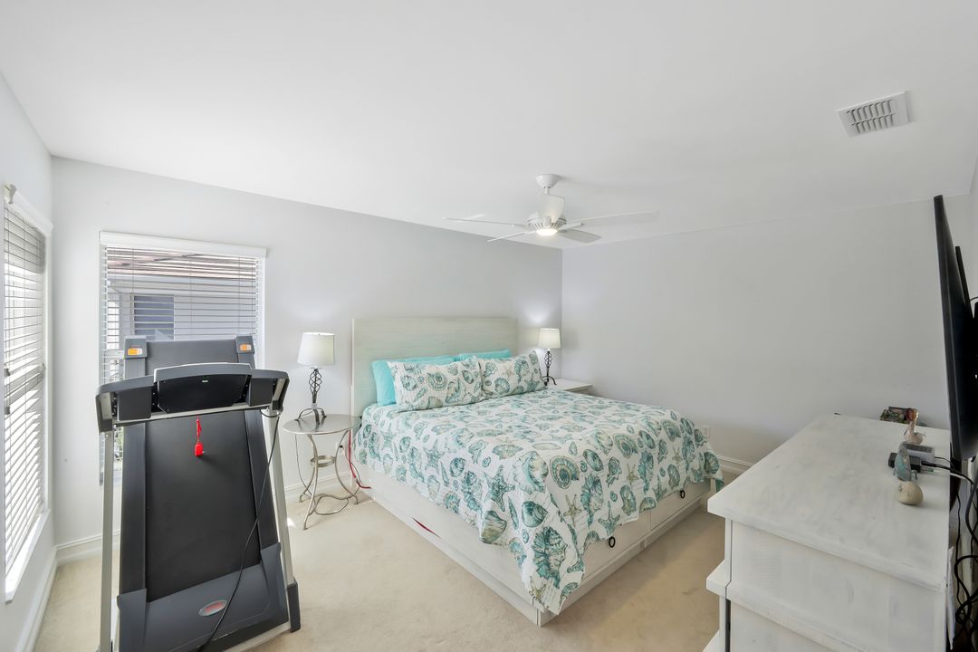 905 Carrick Bend Cir #201, Naples, FL 34110