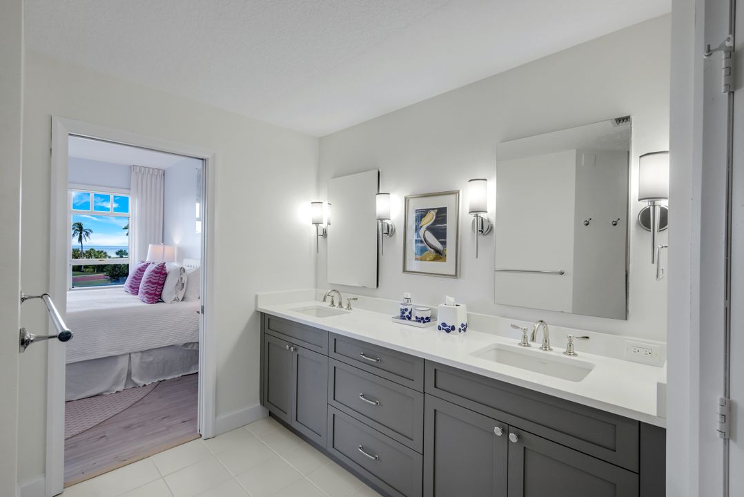 260 Barefoot Beach Blvd #204, Bonita Springs, FL 34134